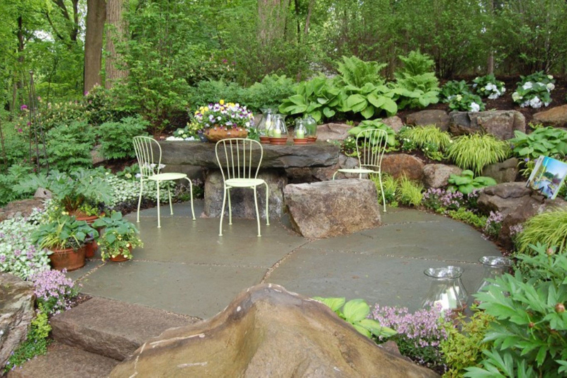 How To Creatively Use Rocks In Landscaping!